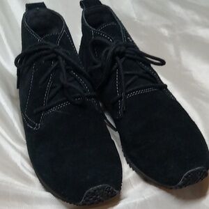 Eddie bauer black suede mocassin shoes